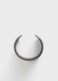 CROCO-EMBOSSED CUFF