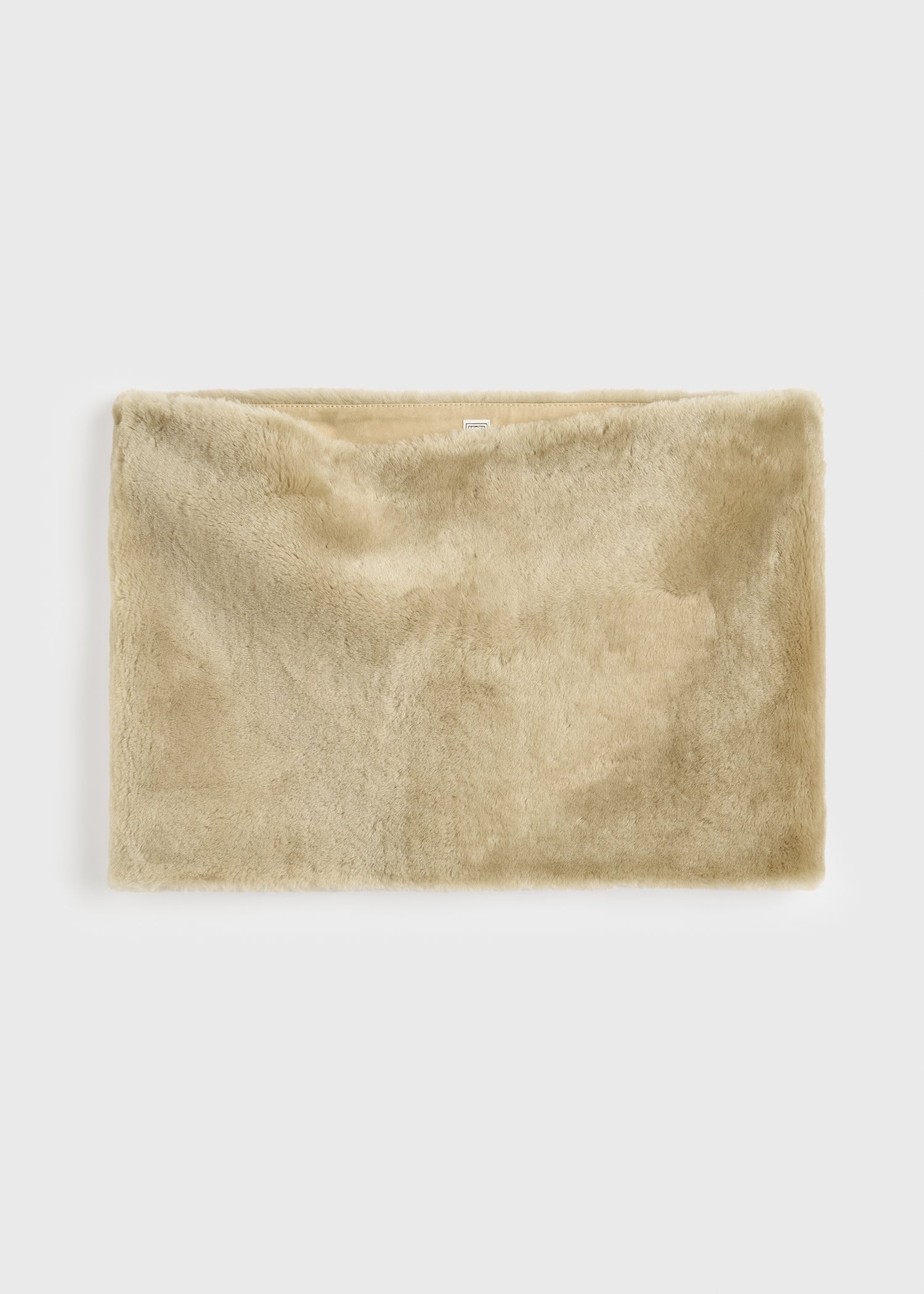 PLUSH SHEARLING MUFF