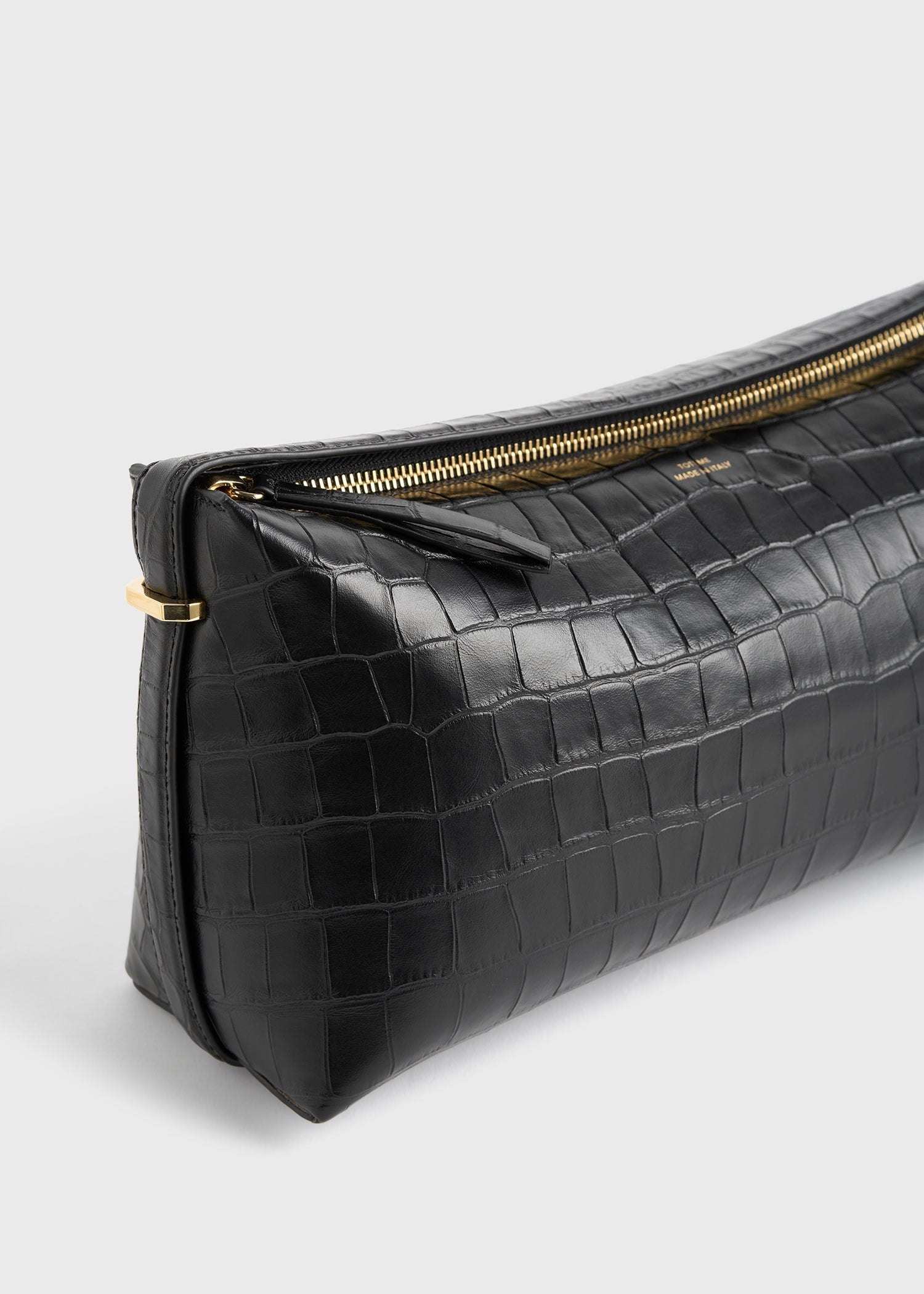BELTED CROCO-EMBOSSED CLUTCH