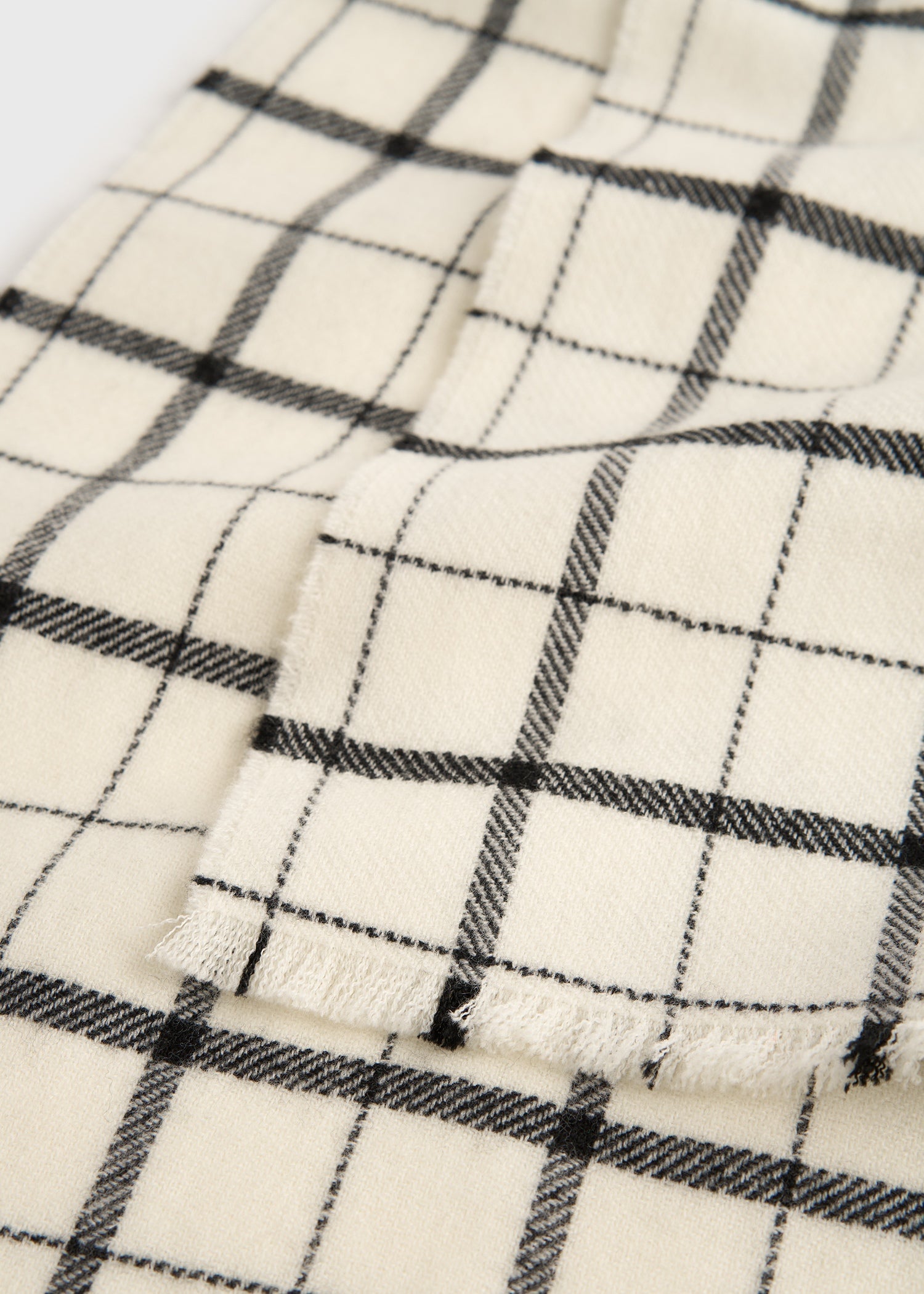 WINDOWPANE SCARF