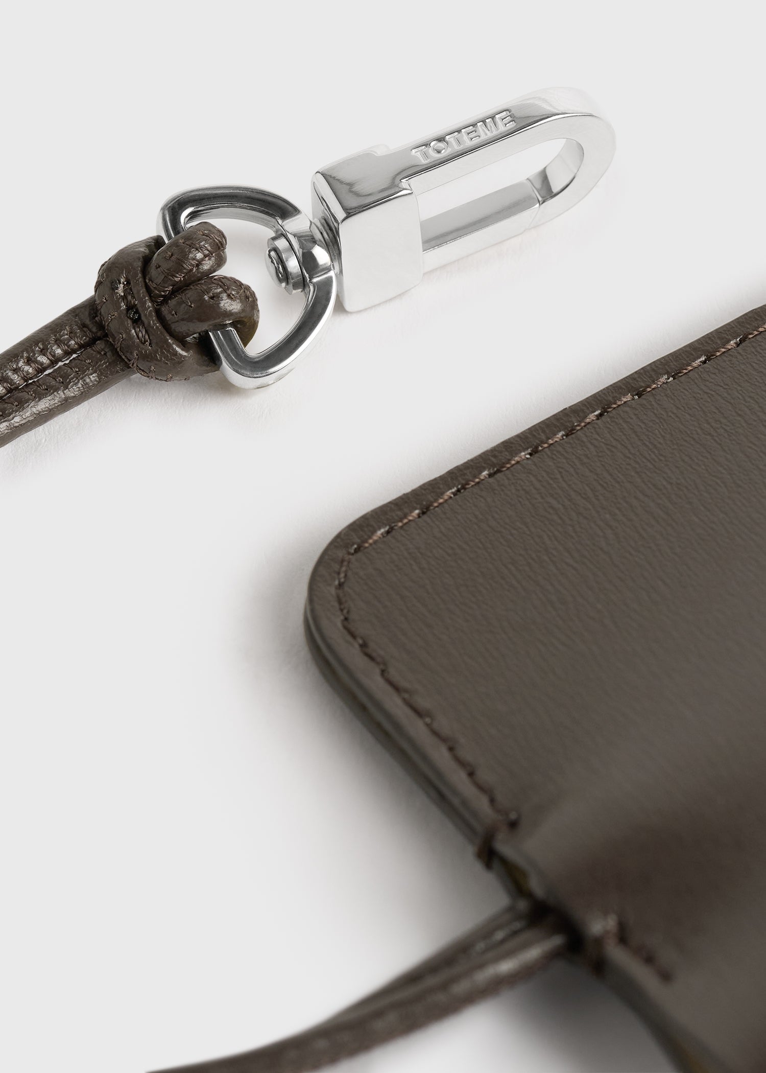 LEATHER KEYRING