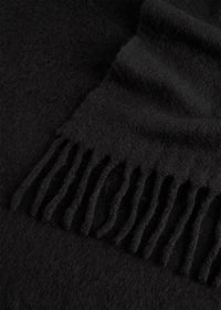 FUZZY SCARF