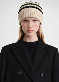 SIGNATURE STRIPE BEANIE