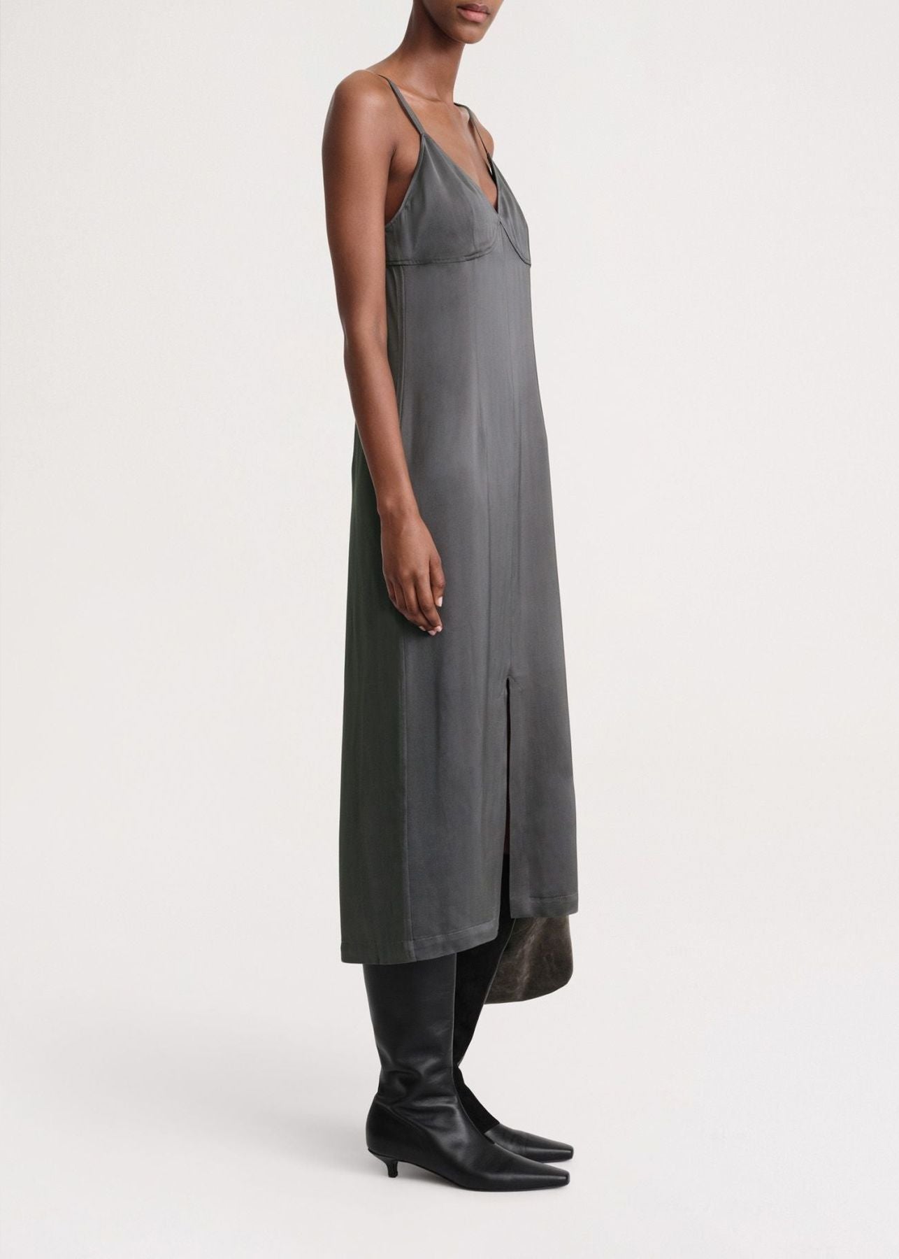Robe courte Cami fendue en satin - Lead