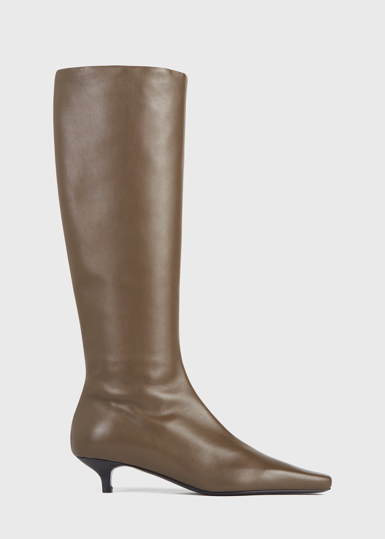 THE SLIM KNEE-HIGH BOOT