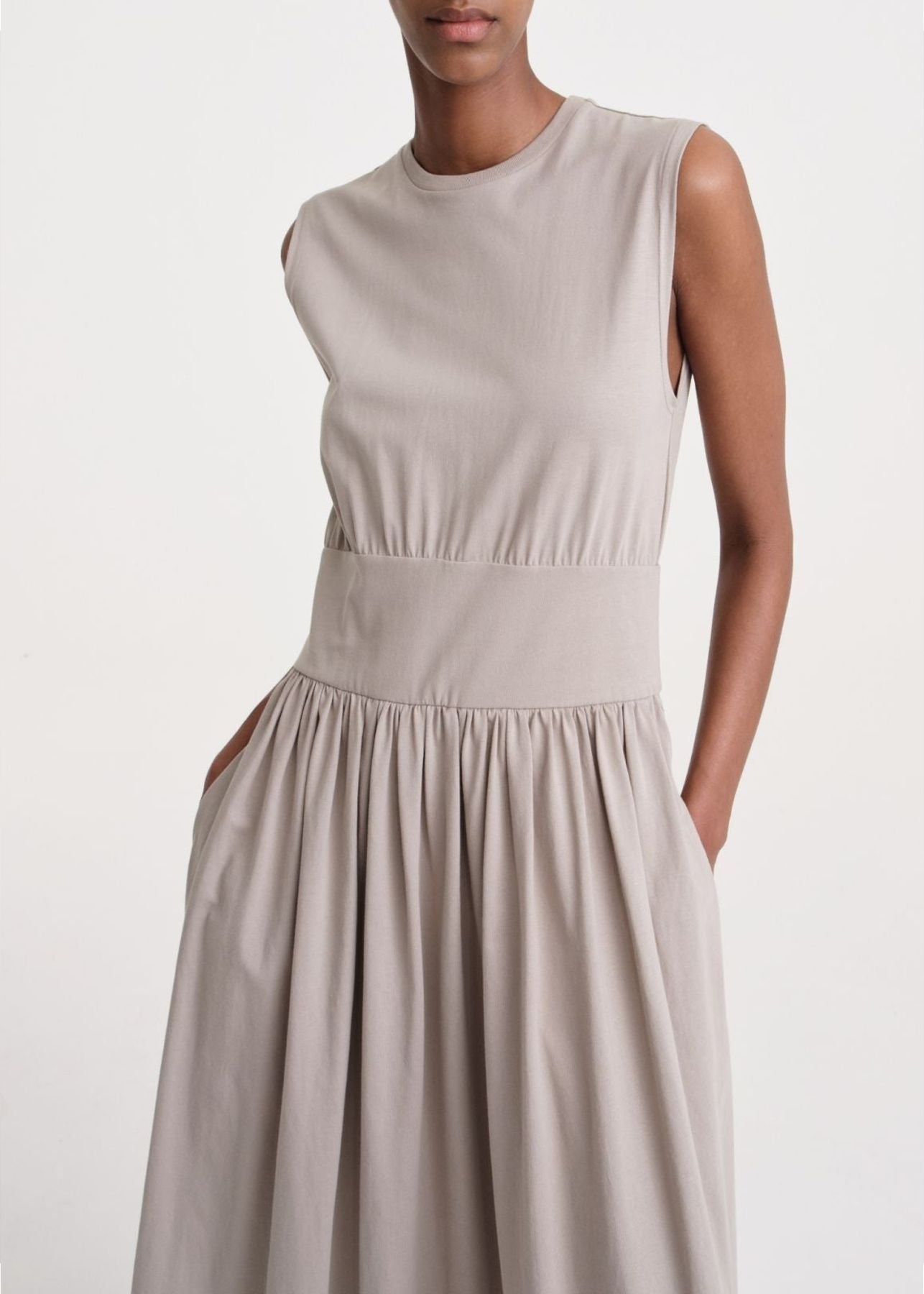 Robe midi sans manches - Pale Sage