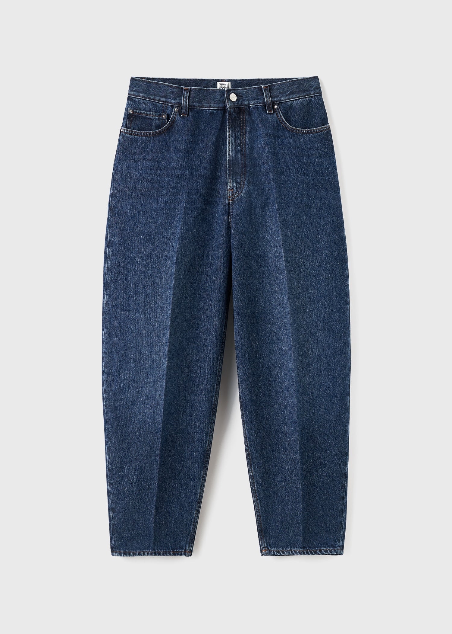 WIDE TAPERED LEG DENIM