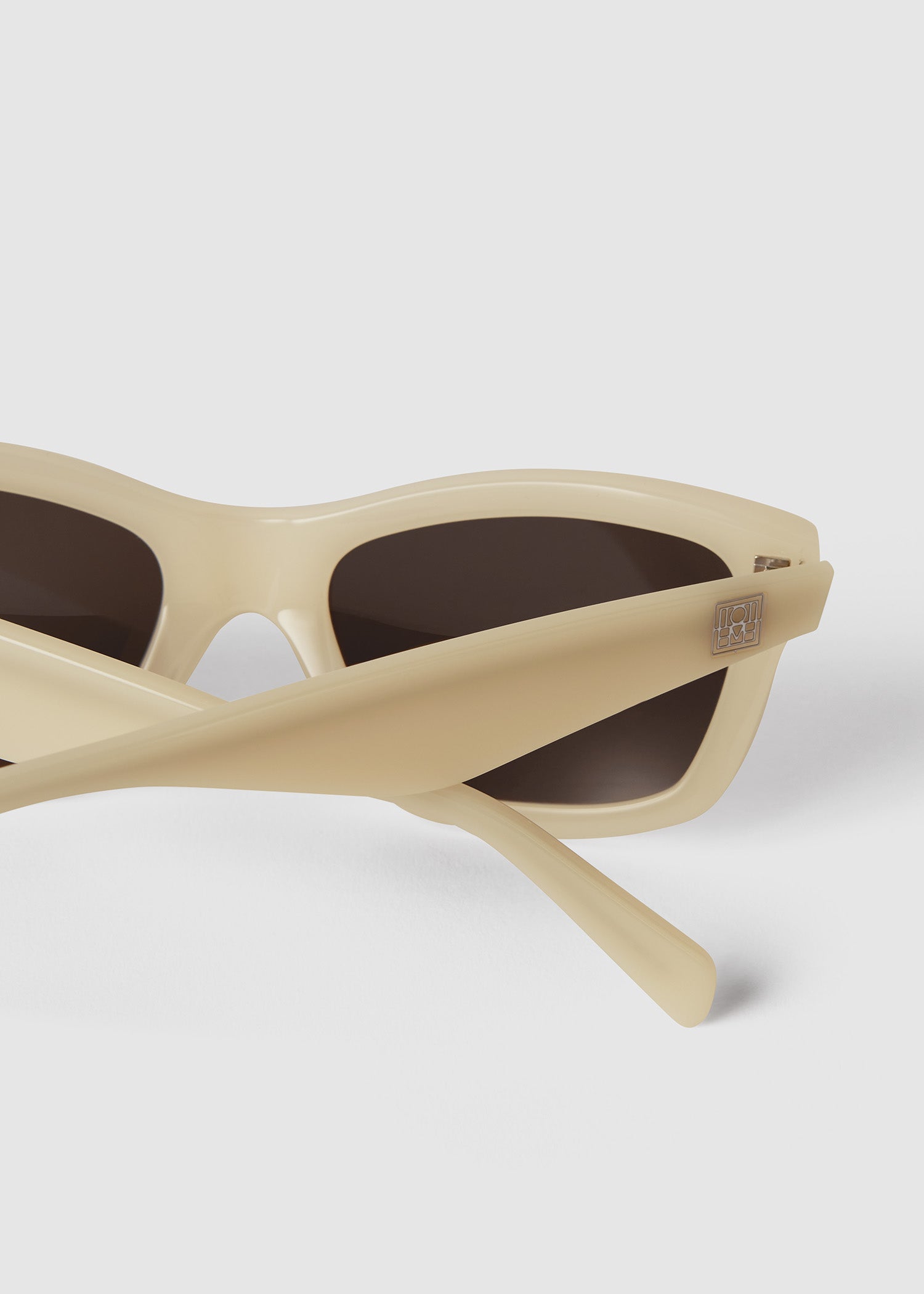 THE CLASSICS SUNGLASSES