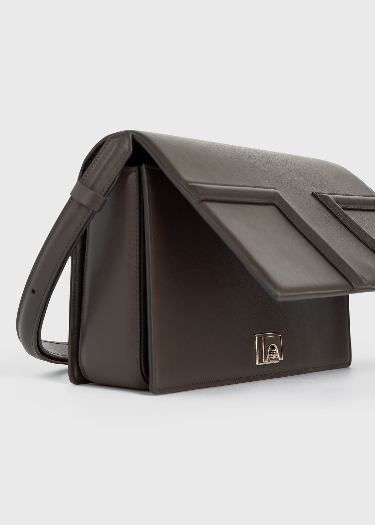T-FLAP BAG