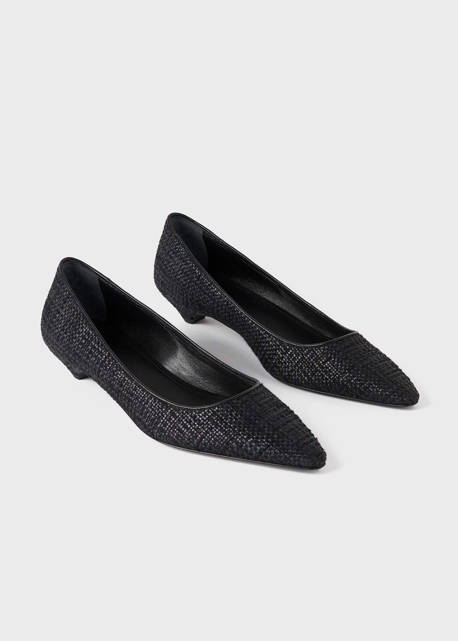 Escarpins pointues 30 en soie - Black