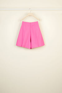 Short taille haute en laine vierge
 - Framboise