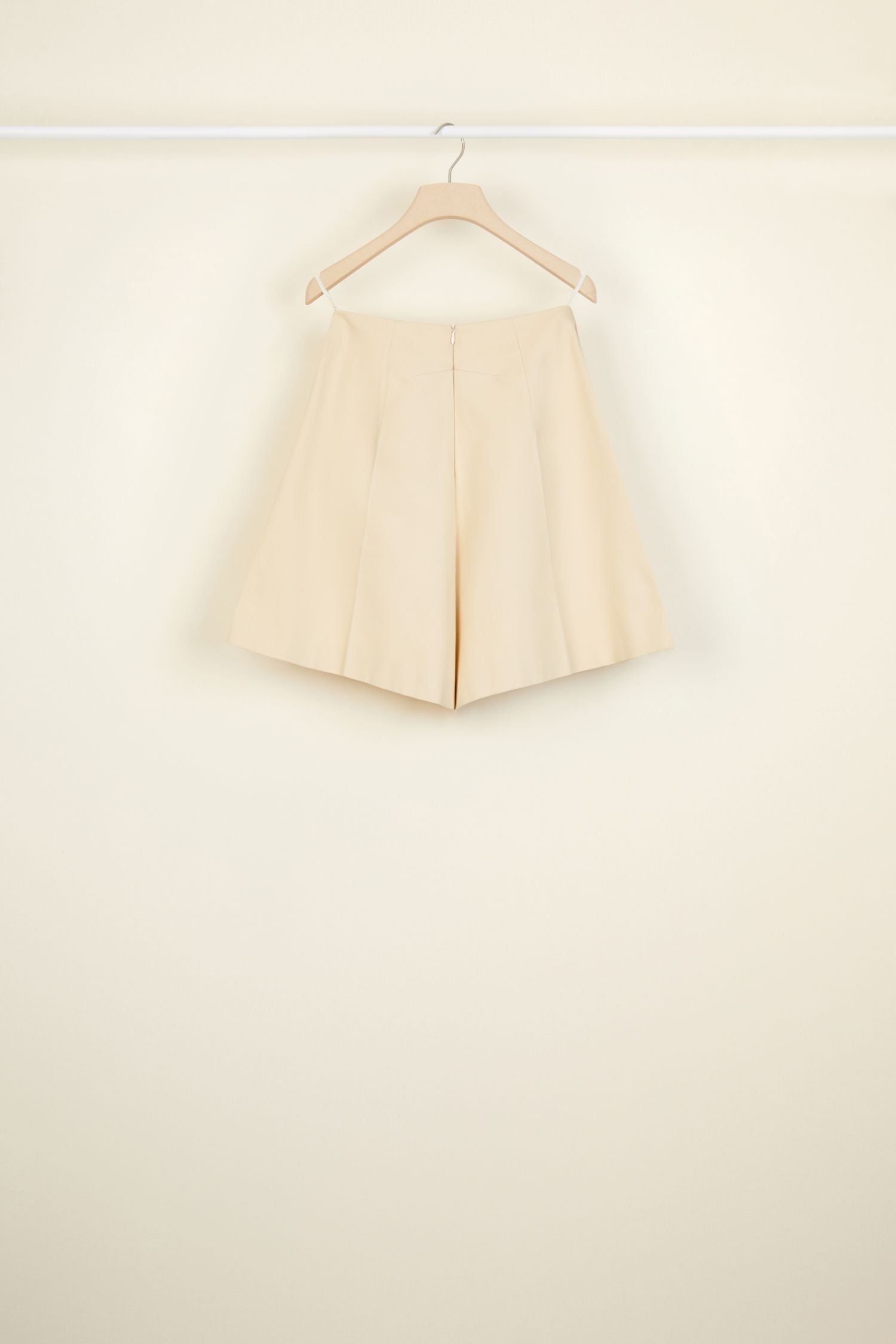 Cotton high-waisted shorts - Vanilla