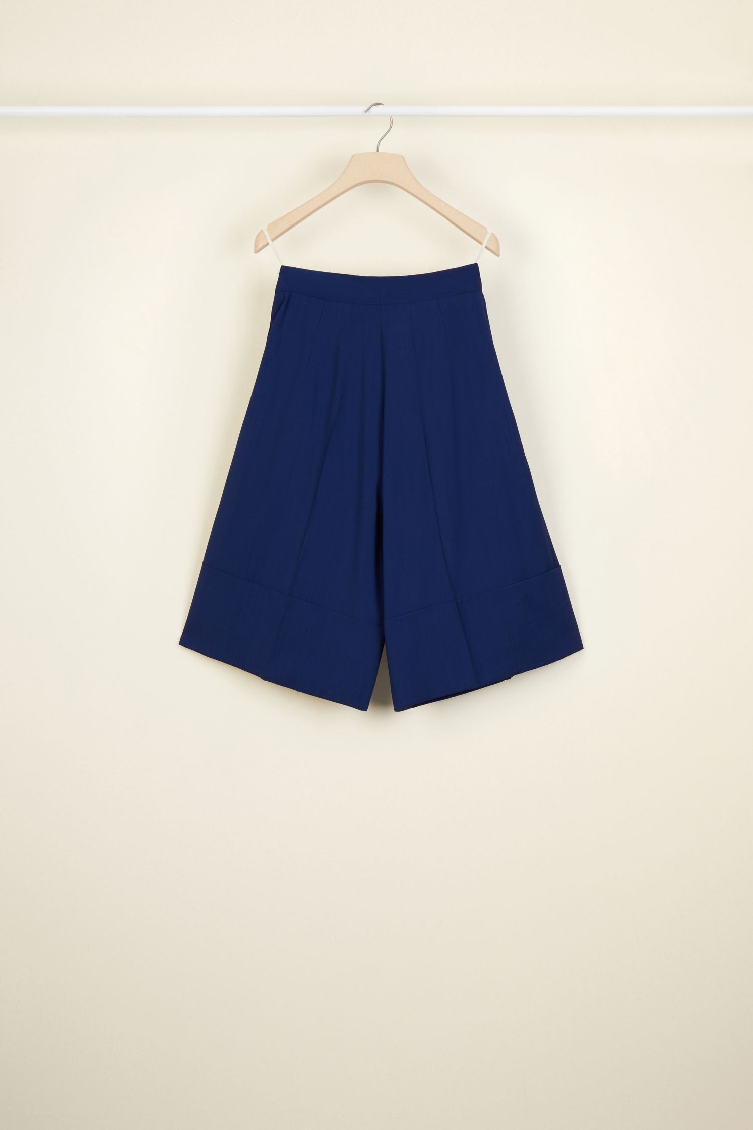 Short fluide en laine d'été - Bleu Persan