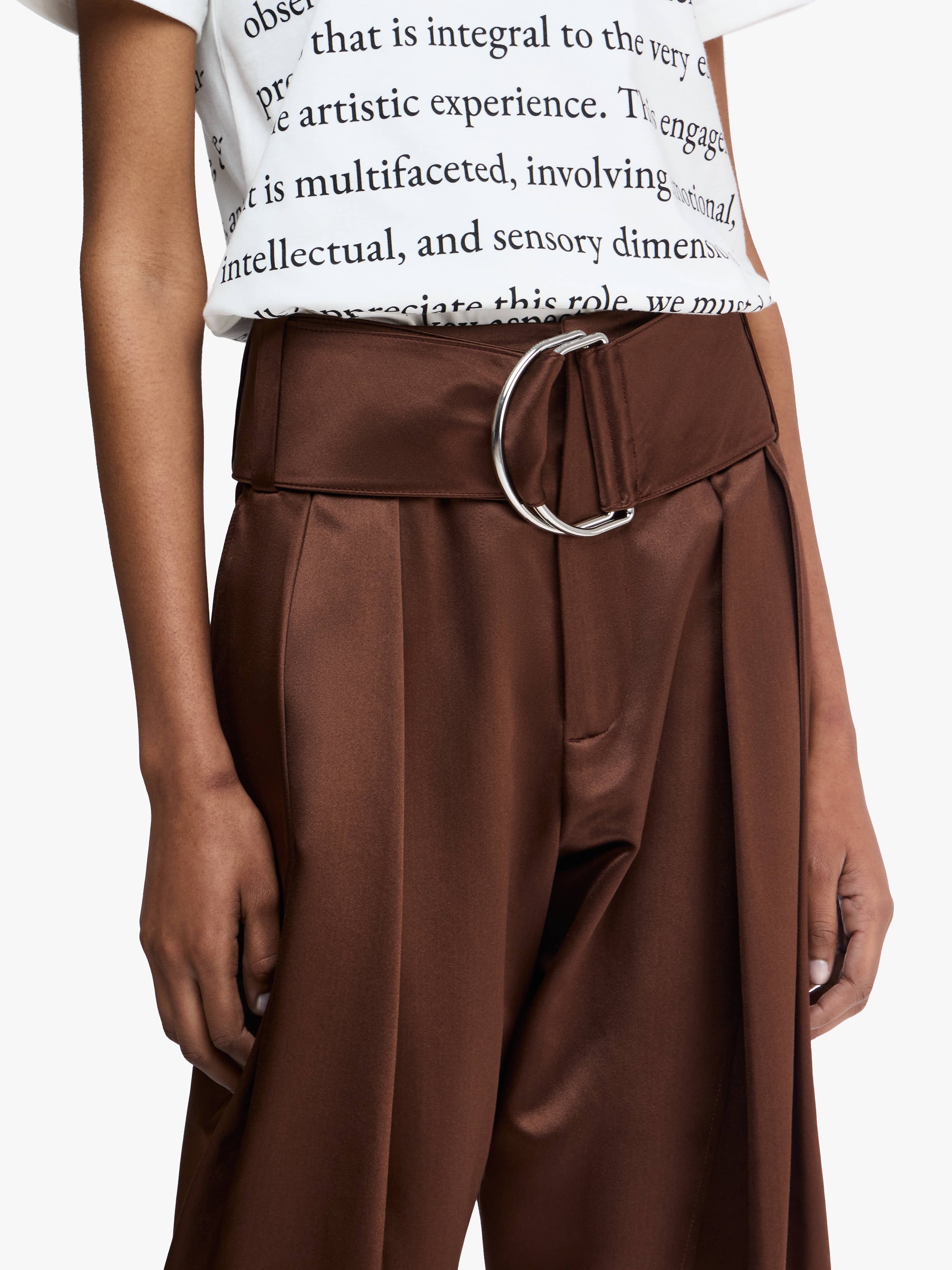 Pantalon Plissé Avec Anneaux En D - Chestnut