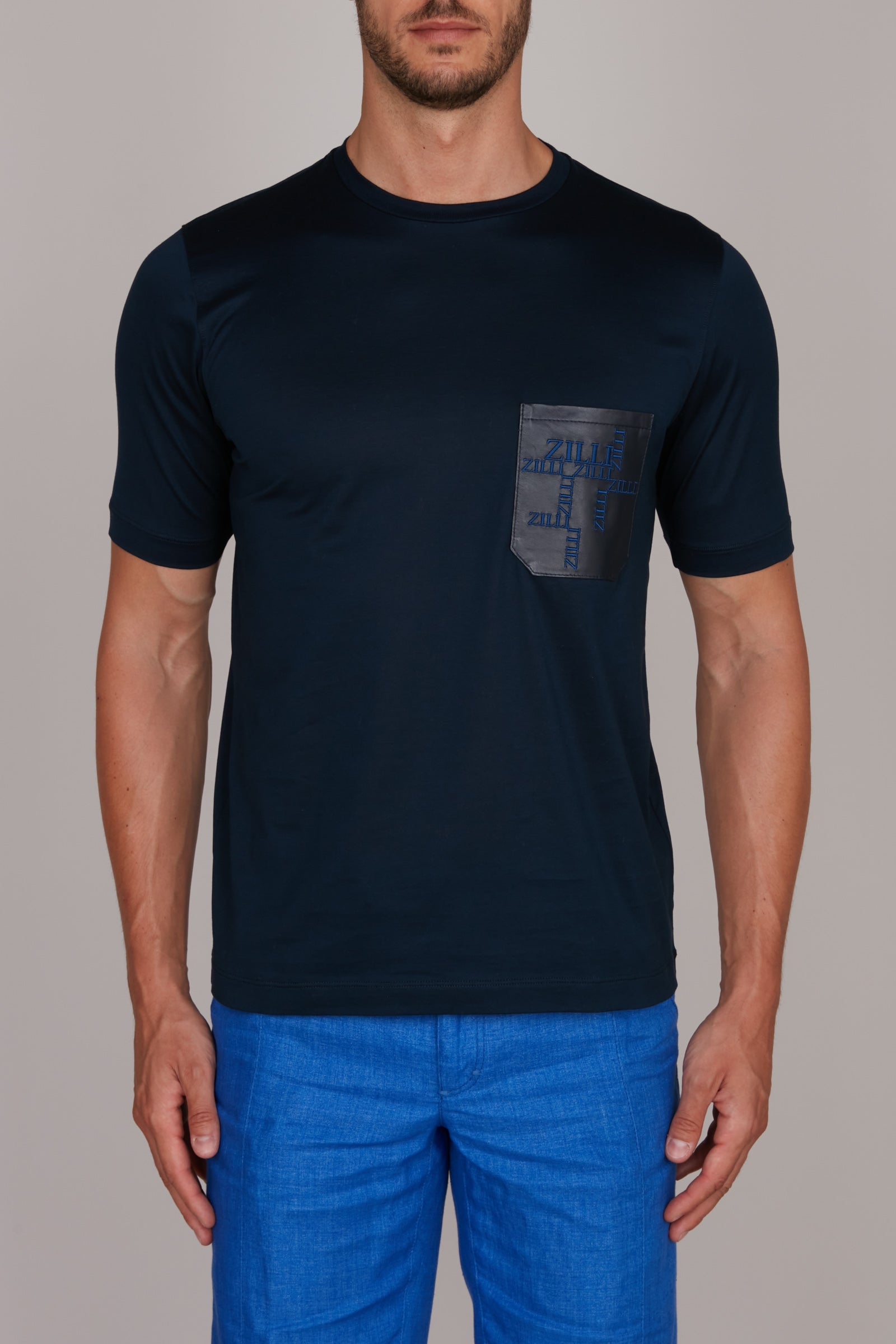 T-shirt à poche et motif brodé - Bleu