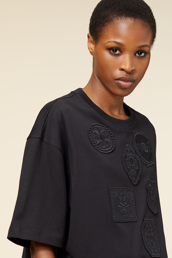 Black / EMBROIDERY BOXY T-SHIRT