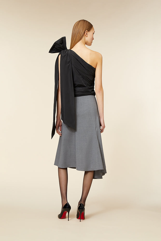 Black / ONE-SHOULDER DRAPE BOW SHIRT