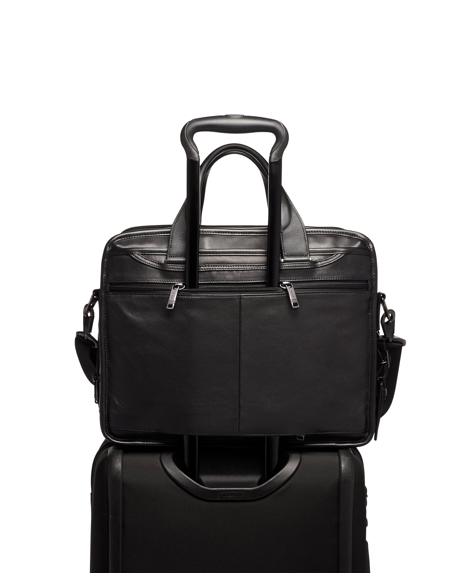 Alpha expandable briefcase in leather - Black