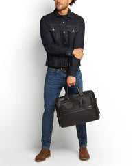 Alpha expandable briefcase in leather - Black
