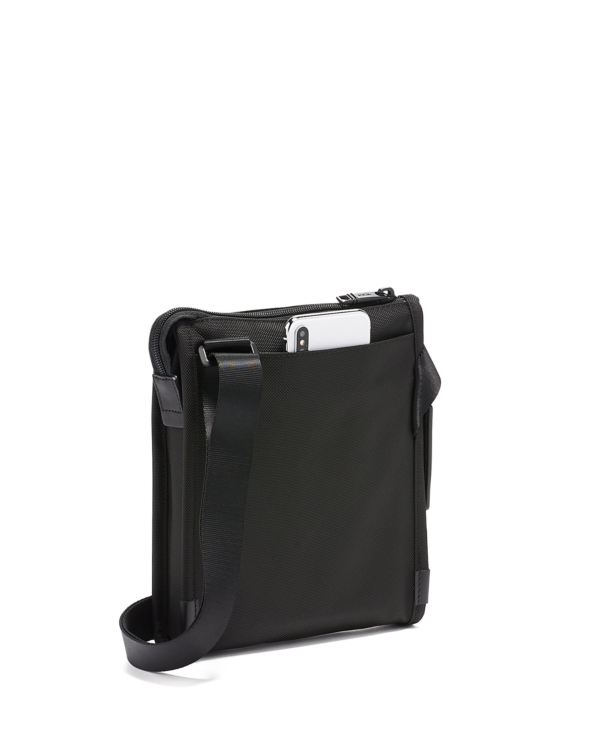 Alpha shoulder bag - Black