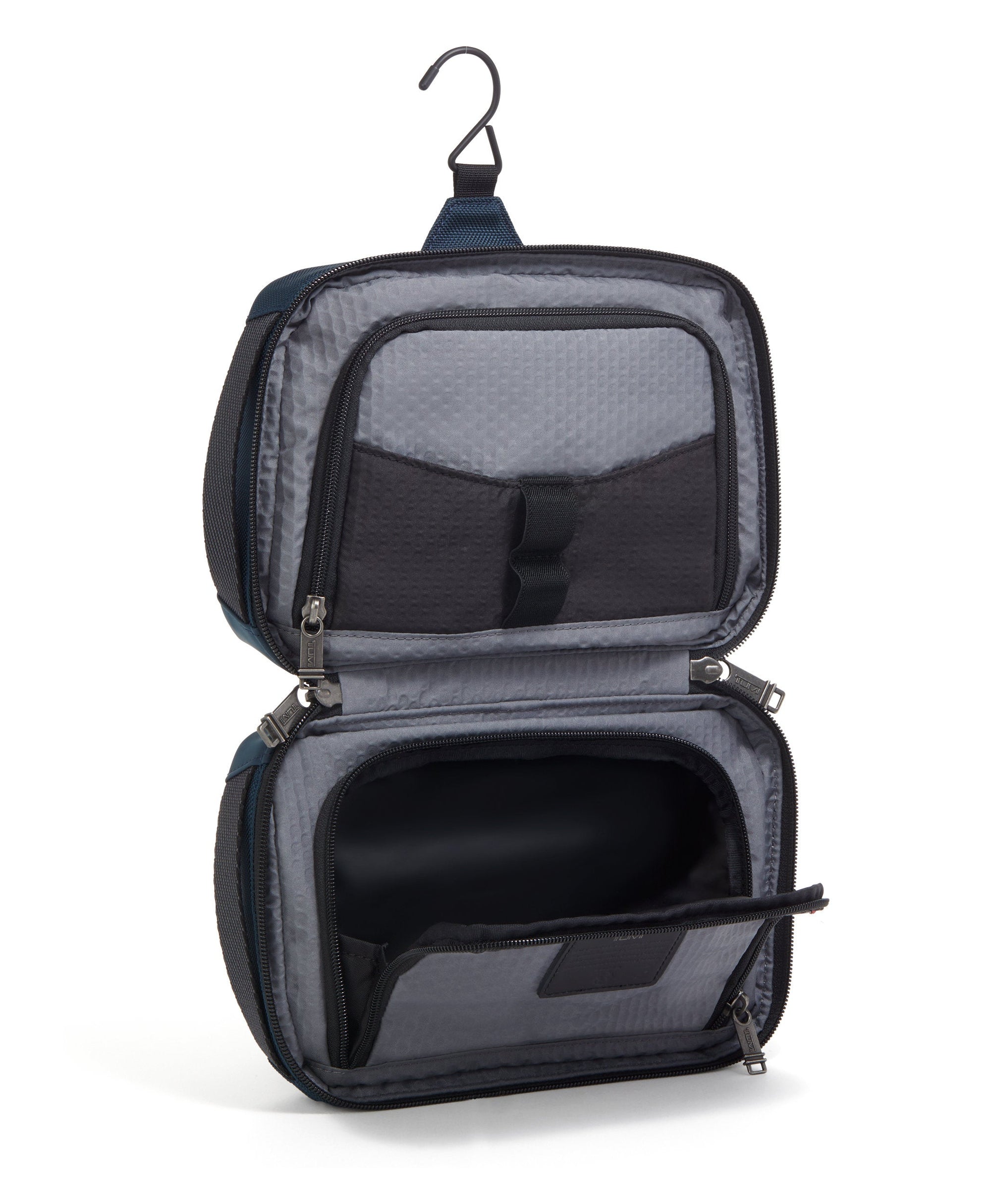 Alpha Bravo toiletry bag - Navy