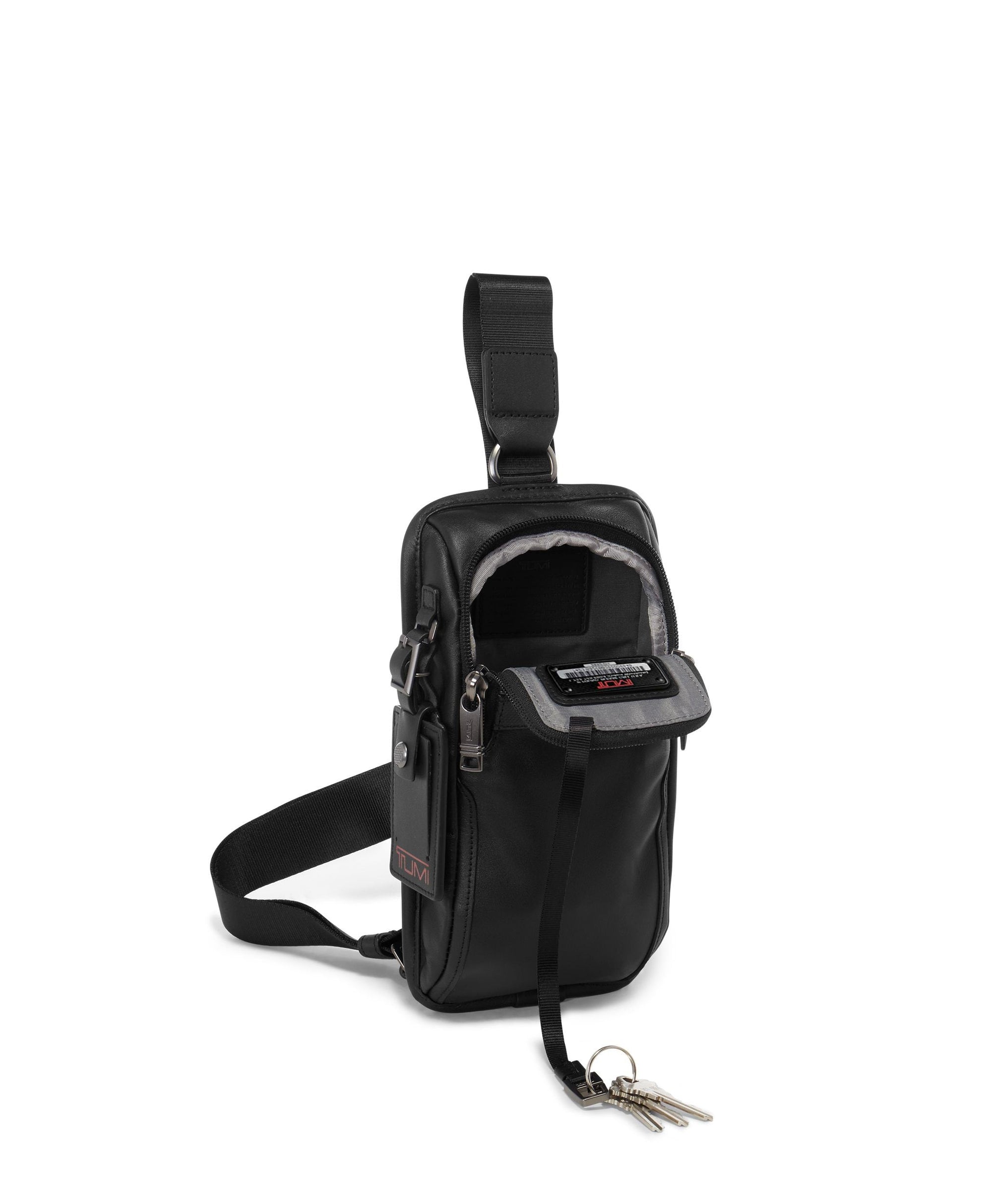 Alpha compact leather shoulder bag - Black