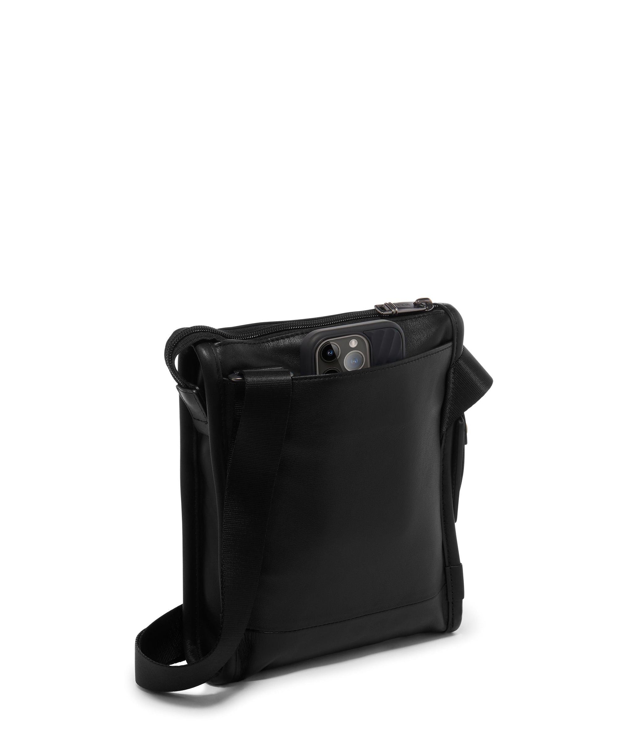 Pocket Alpha leather shoulder bag - Black