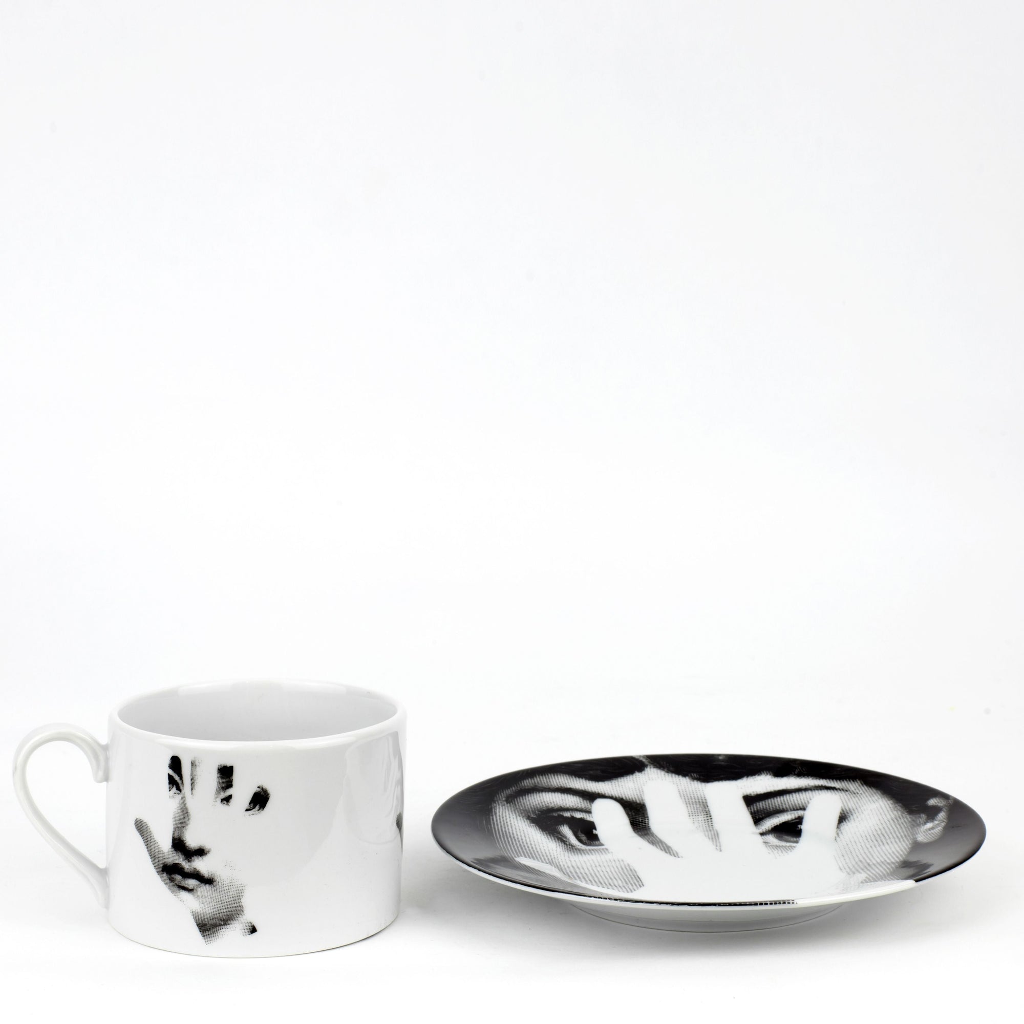 Tema e Variazioni 2005 Mano porcelain teacup - Black & White