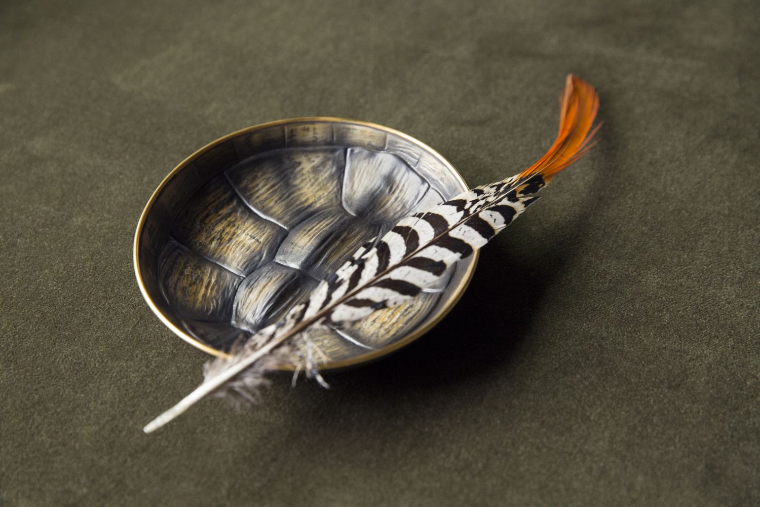 Petit plat Tortue en or et porcelaine - Brown