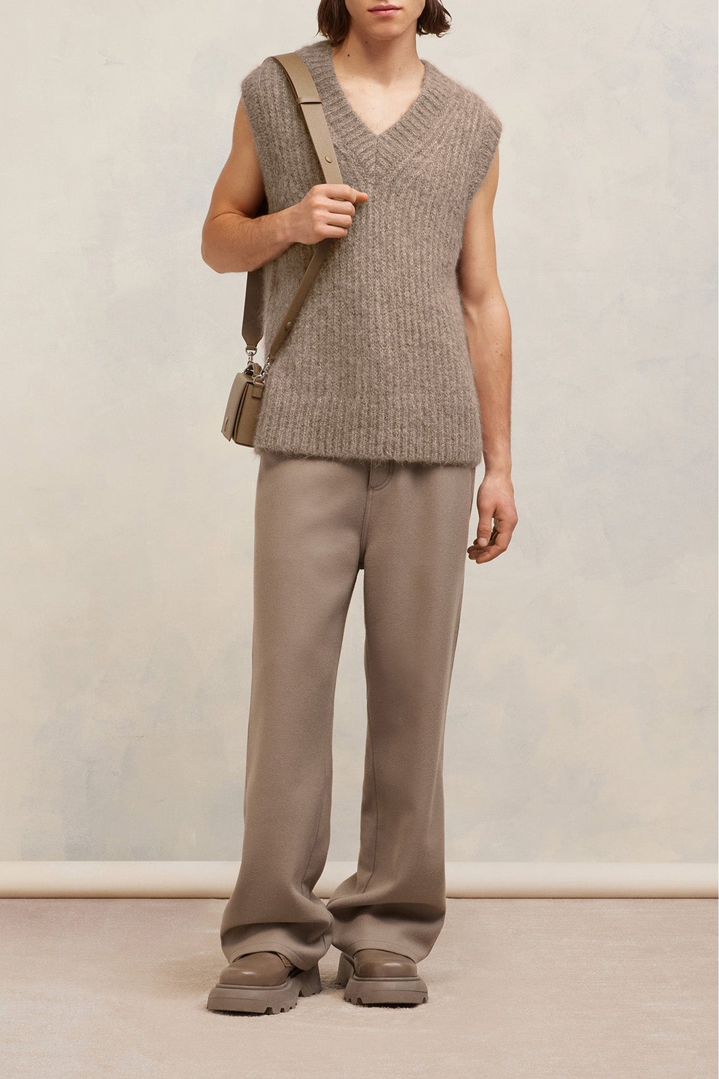 Pull à côtes texturé en laine - Taupe