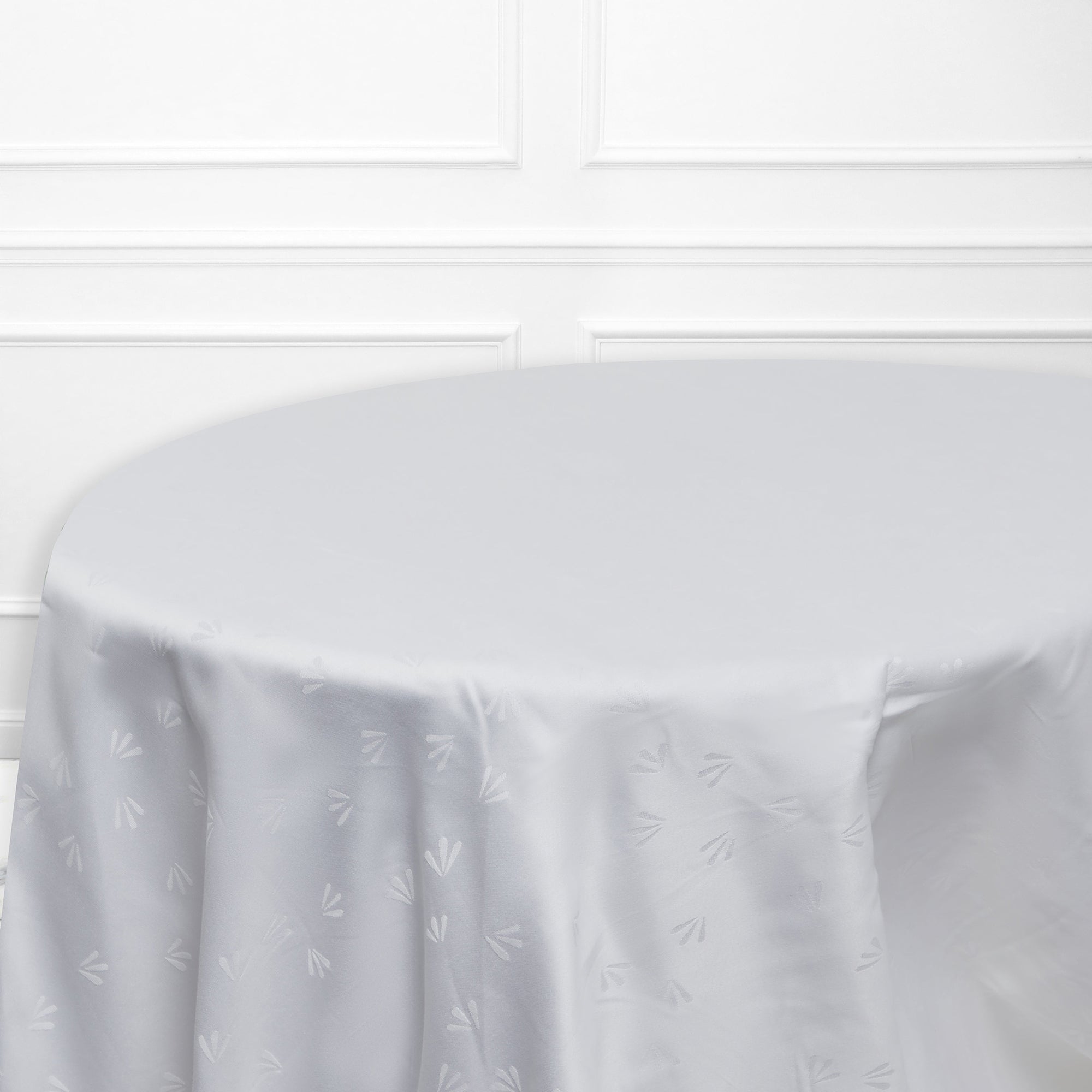 Cotton bird paw tablecloth - White