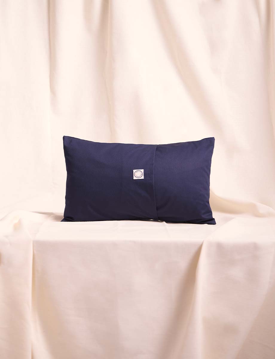 40qty RELIQUAT 25€ 4,7%  / Coussin Billy - Blue Denim