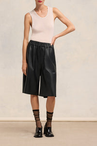 Bermuda taille élastiquée en cuir - Black