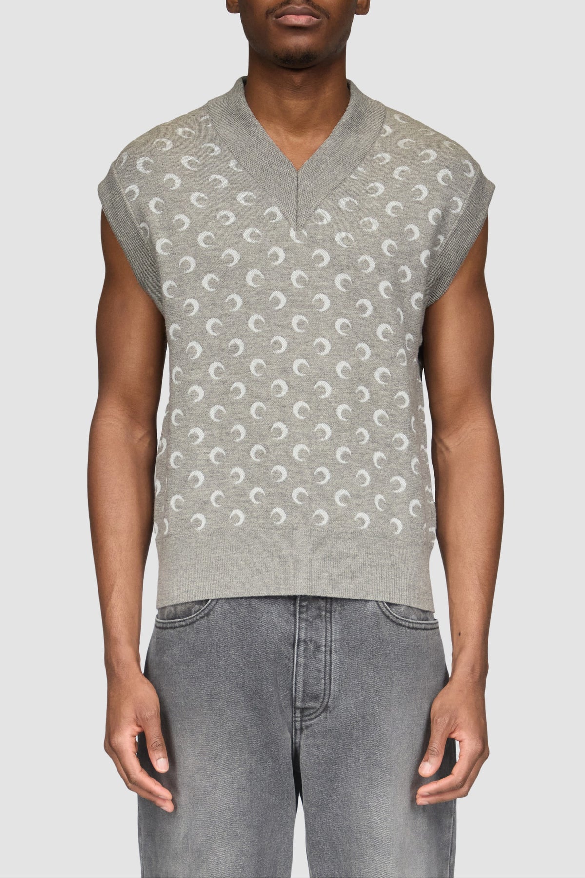 Moon Jacquard Knit V-Neck Vest - Gris