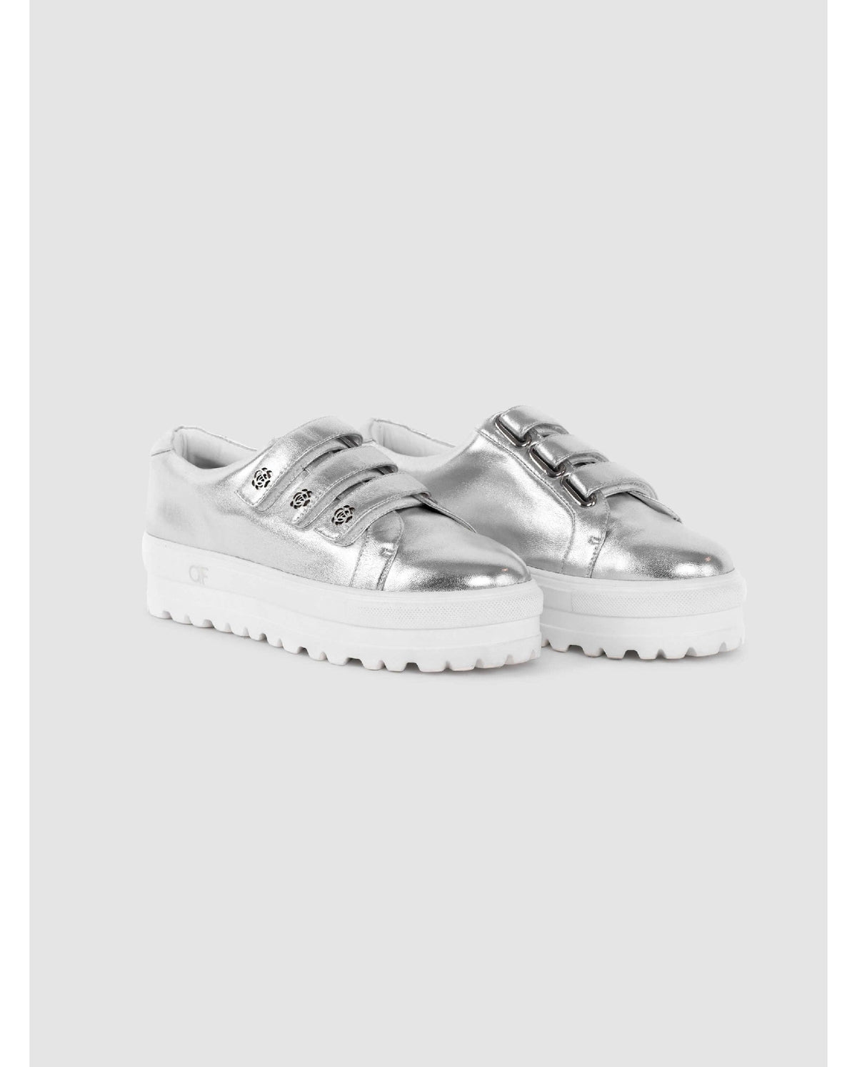 Baskets Uzzi 45 en cuir - Silver
