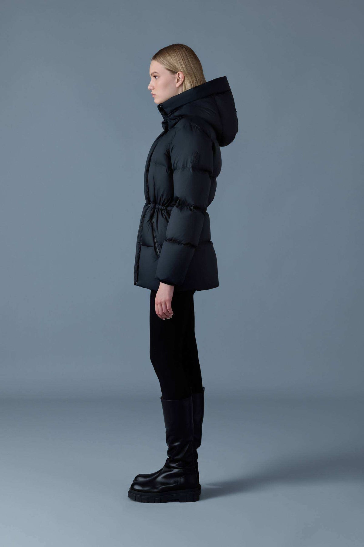 Black Ladies Hooded Light Down Jacket