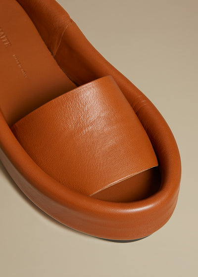 Venice sandal in leather - Caramel