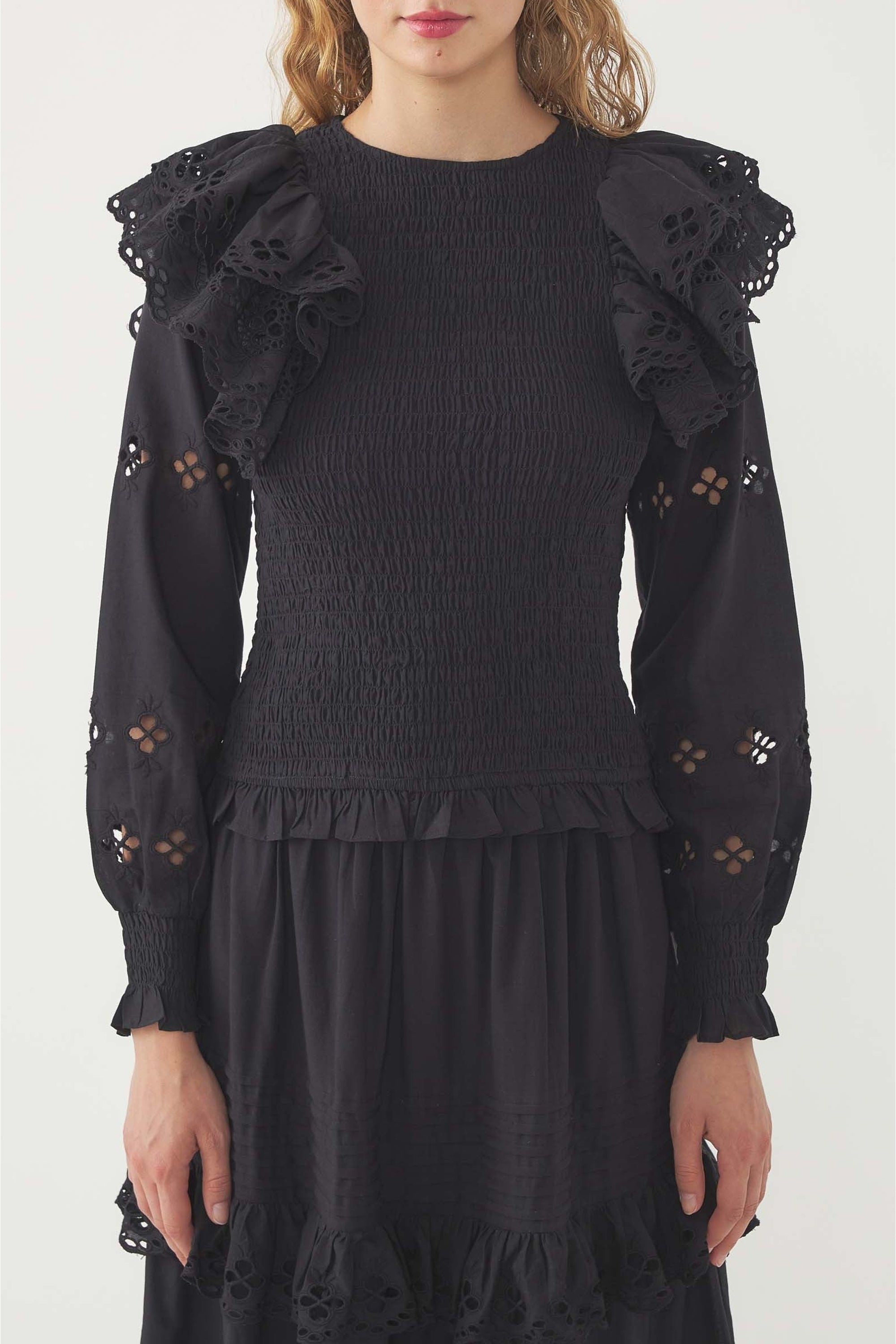 BLACK VIVIAN BLOUSE
