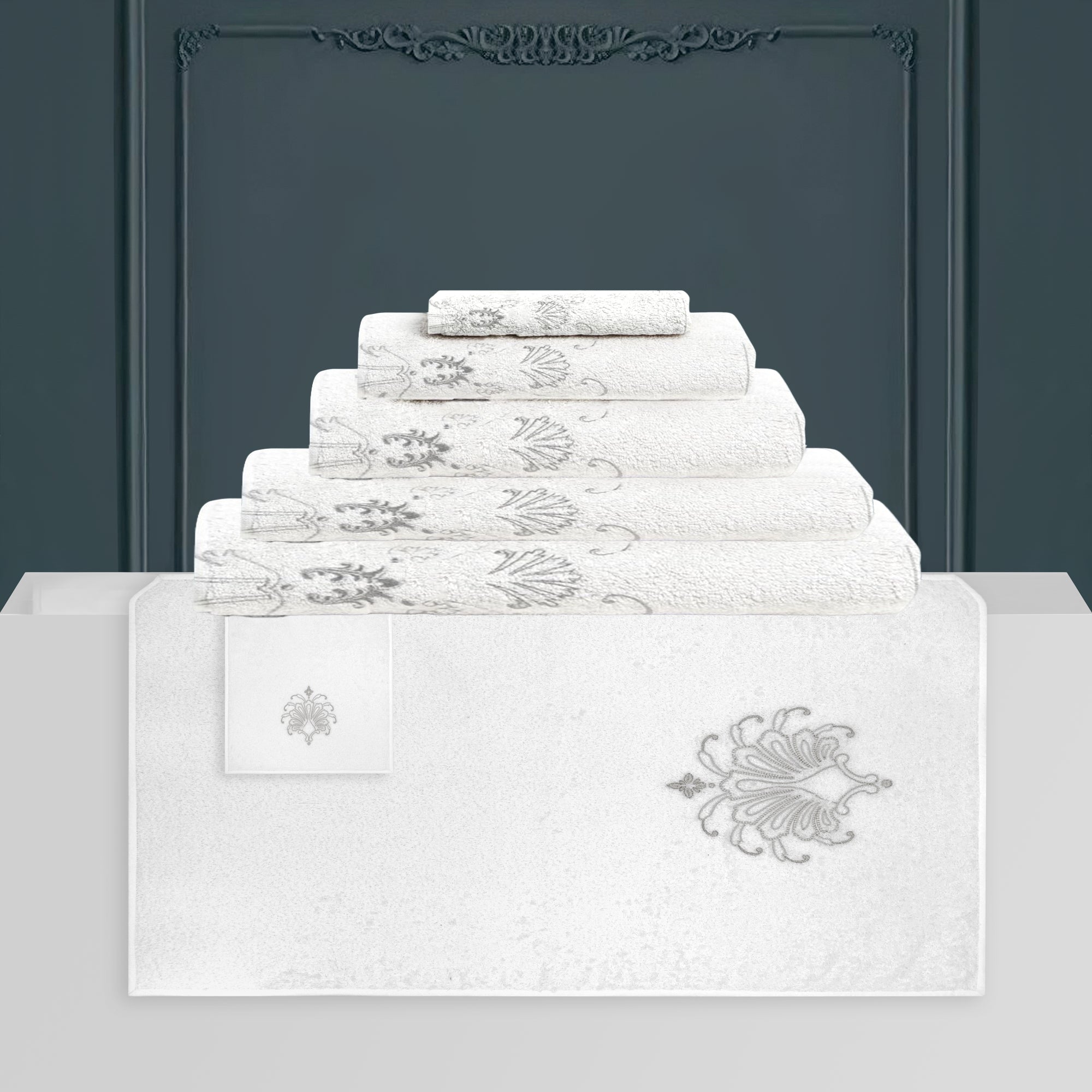 Bath universe Versailles - White & Silver