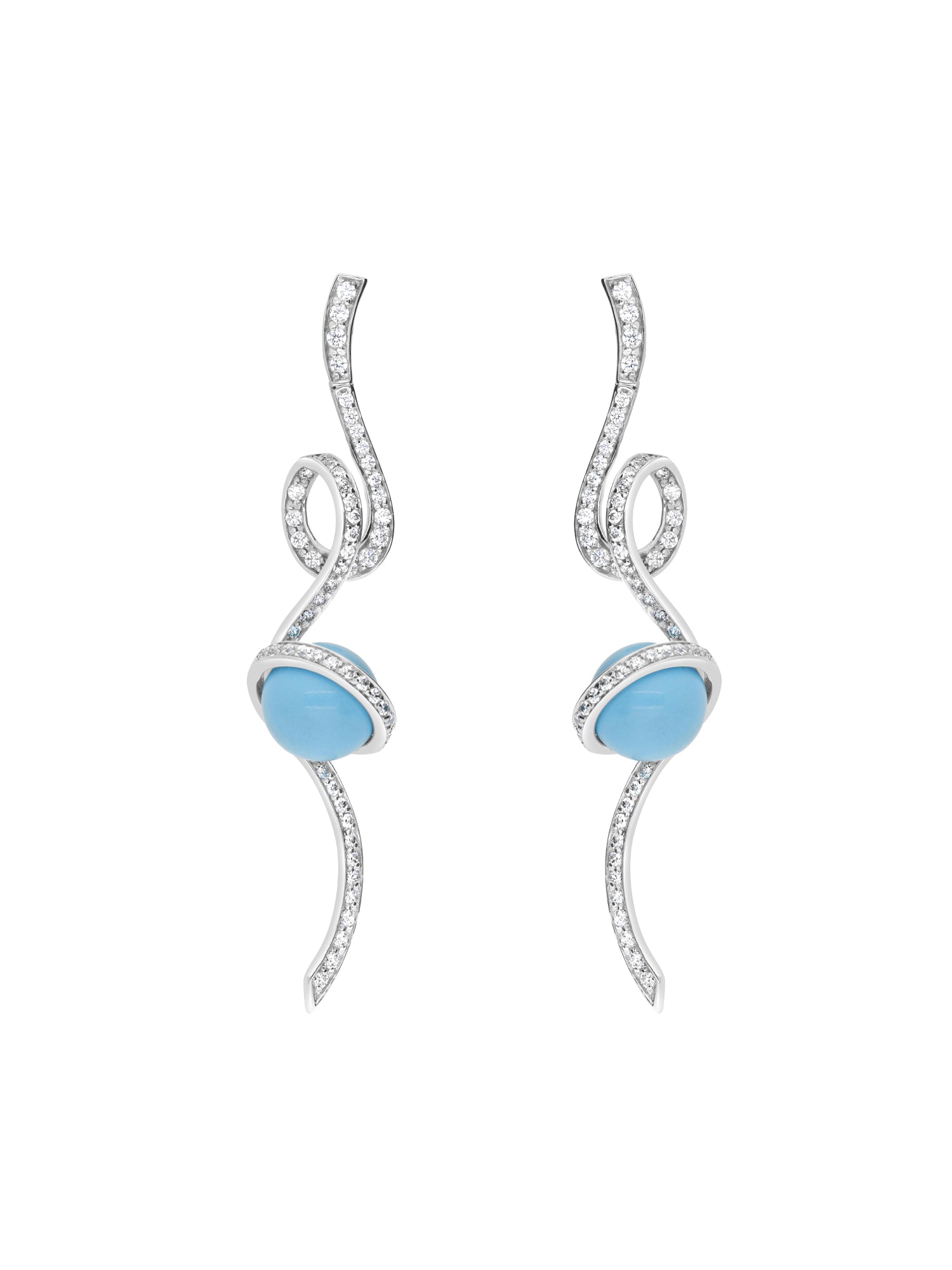 1qty DJV / QTY DISPO : 1-QTY VENDUES : 0-ST : 0% PRIX DJV : 695€ // Or gris 18 ct Boucles d'oreilles en or gris pavée de Burmalite™ blanche entourant une perle turquoise synthétique /// RECO : 580€