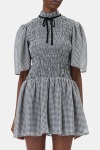 Robe courte smockée à carreaux - Black