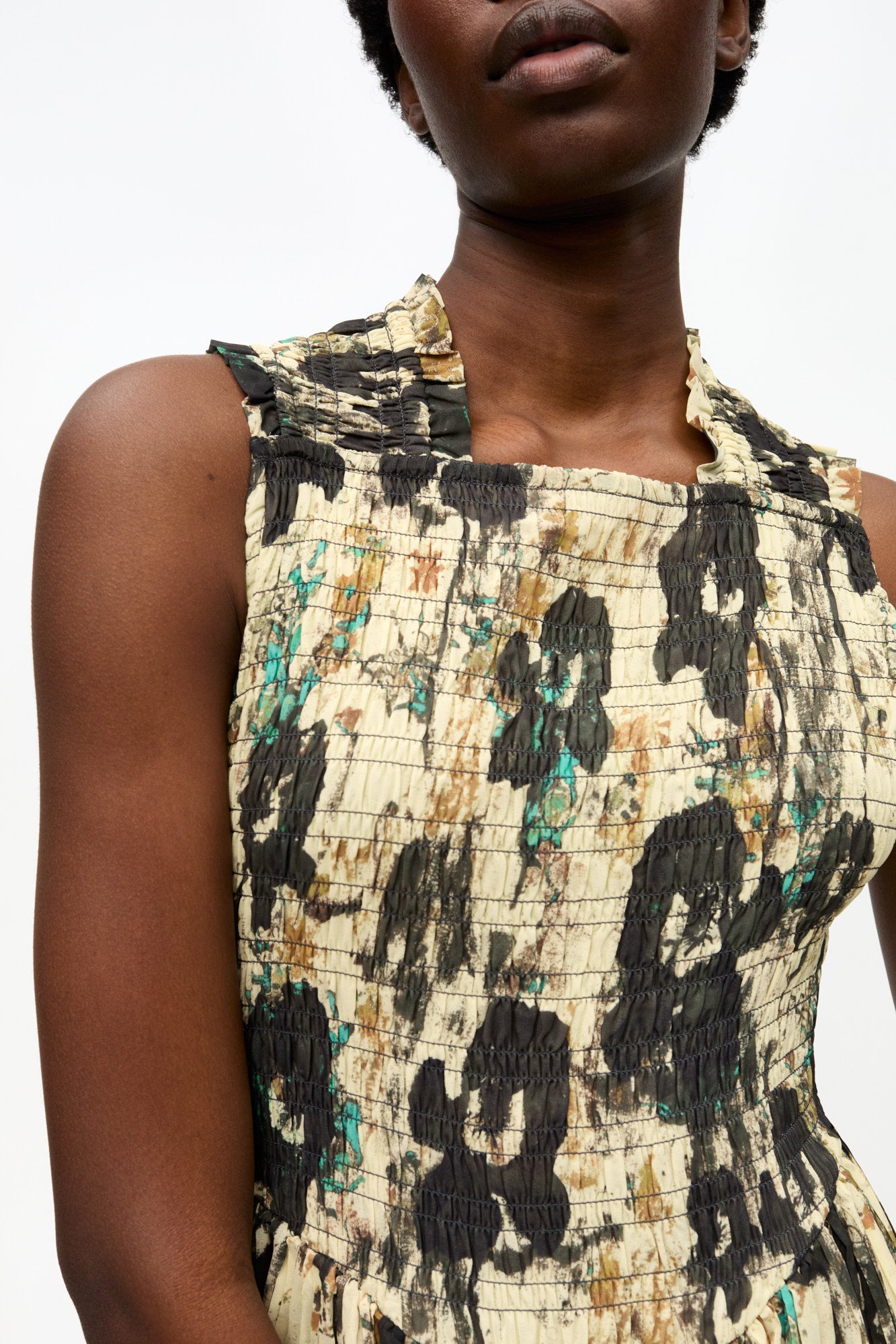 Robe midi à bretelles smockées, plissée et imprimée - Afterglow