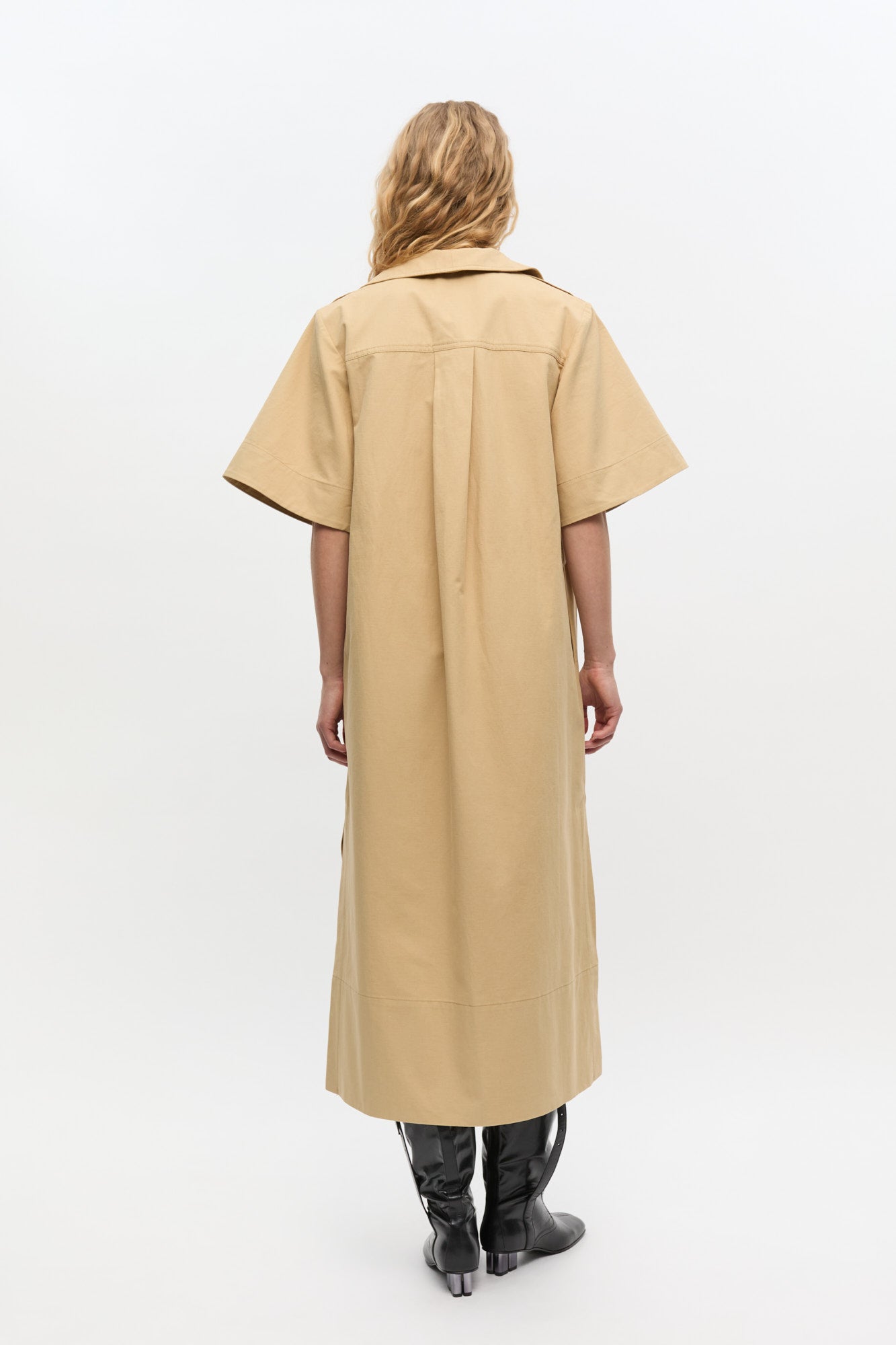Robe ceinturée en coton  - Pale Khaki