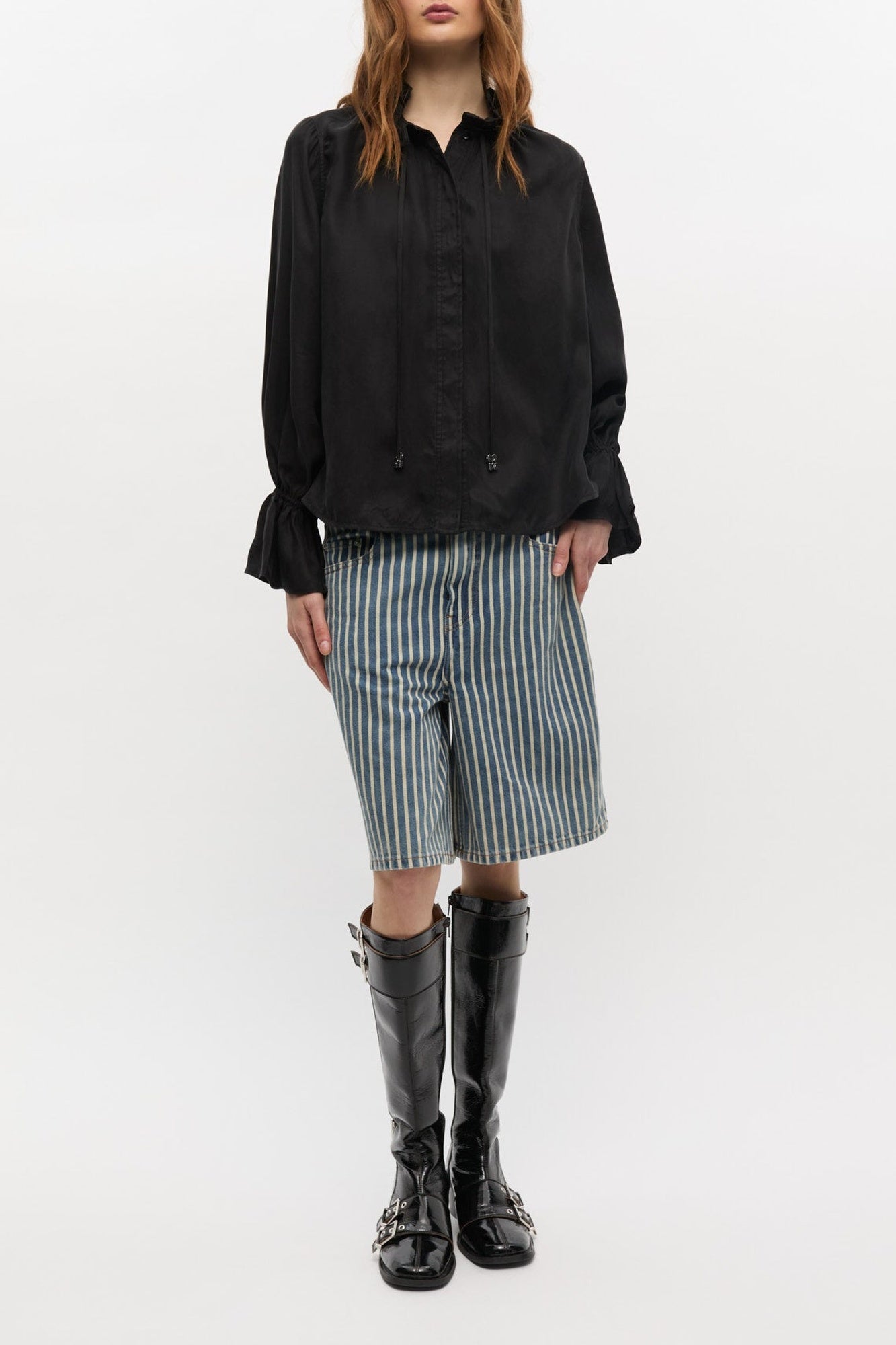 Fluid shirt with tie - Black