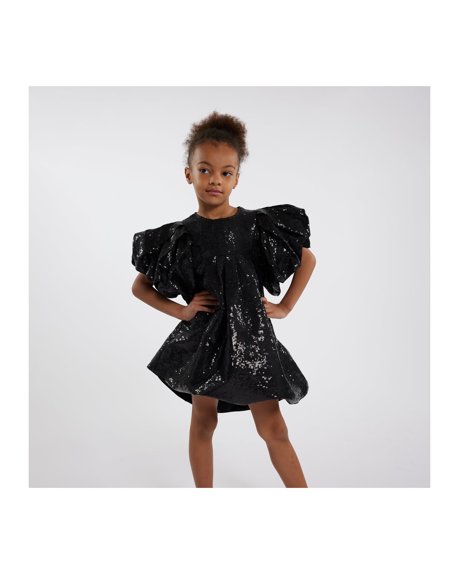 Robe en sequins avec manches volumineuses - Black