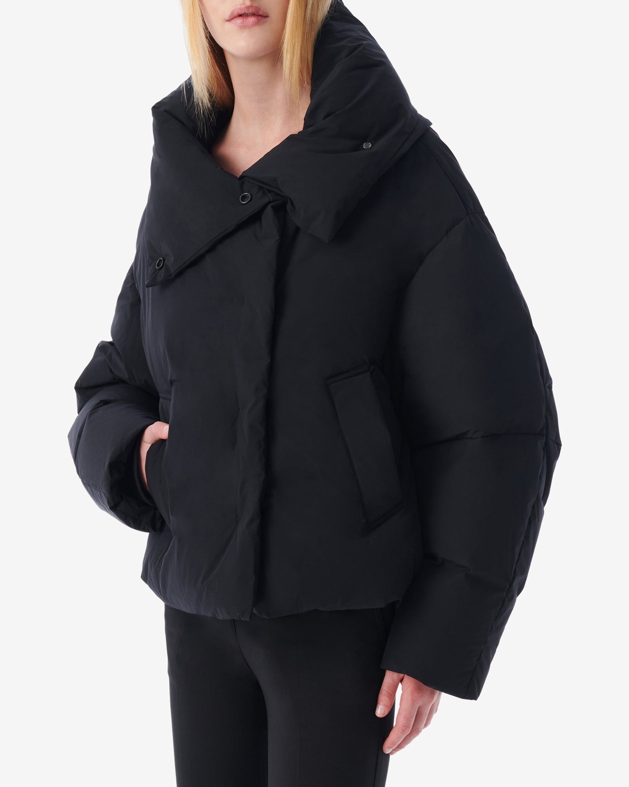Capsule Ski Down Jacket - Black