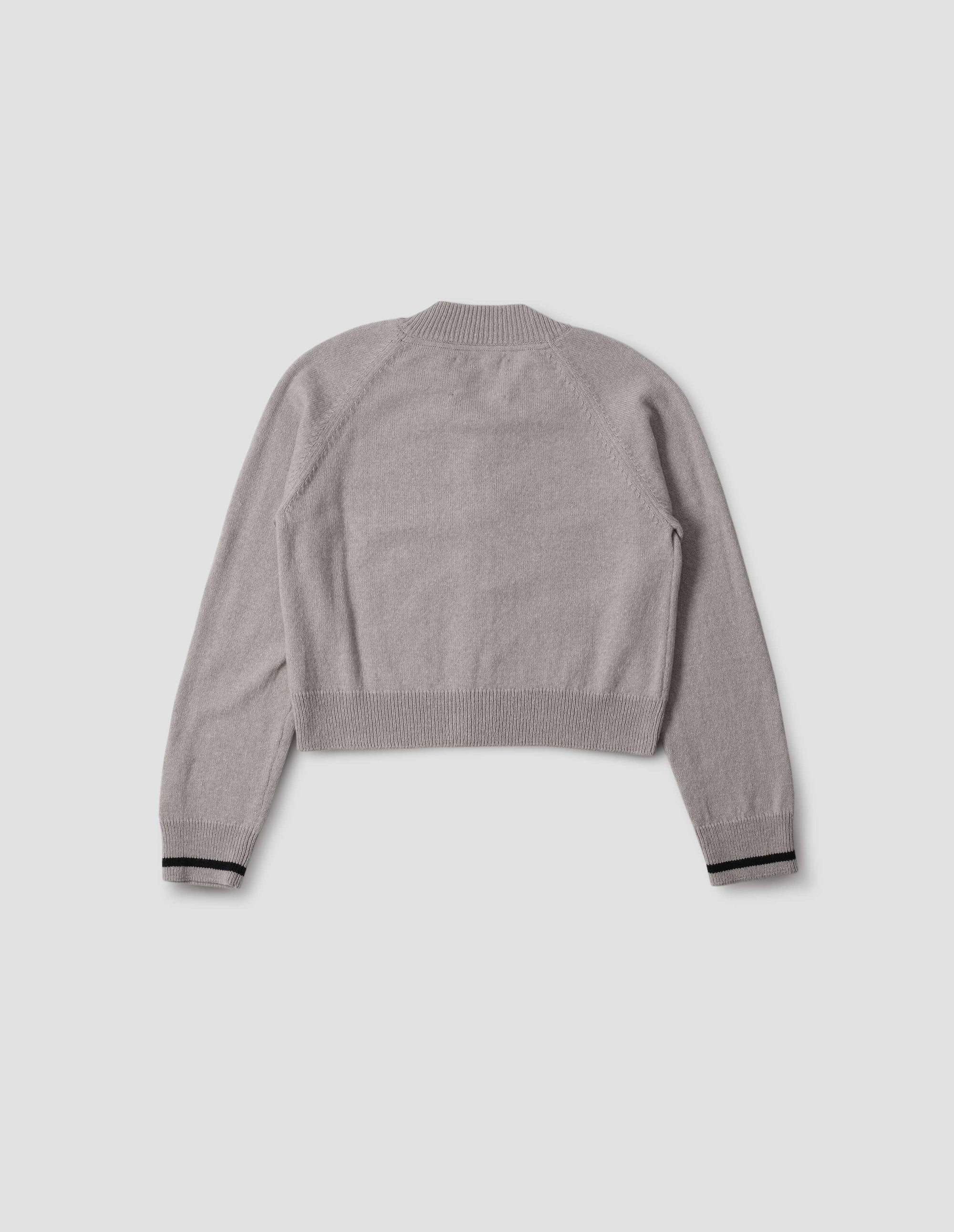 Cardigan court - Gray & Beige