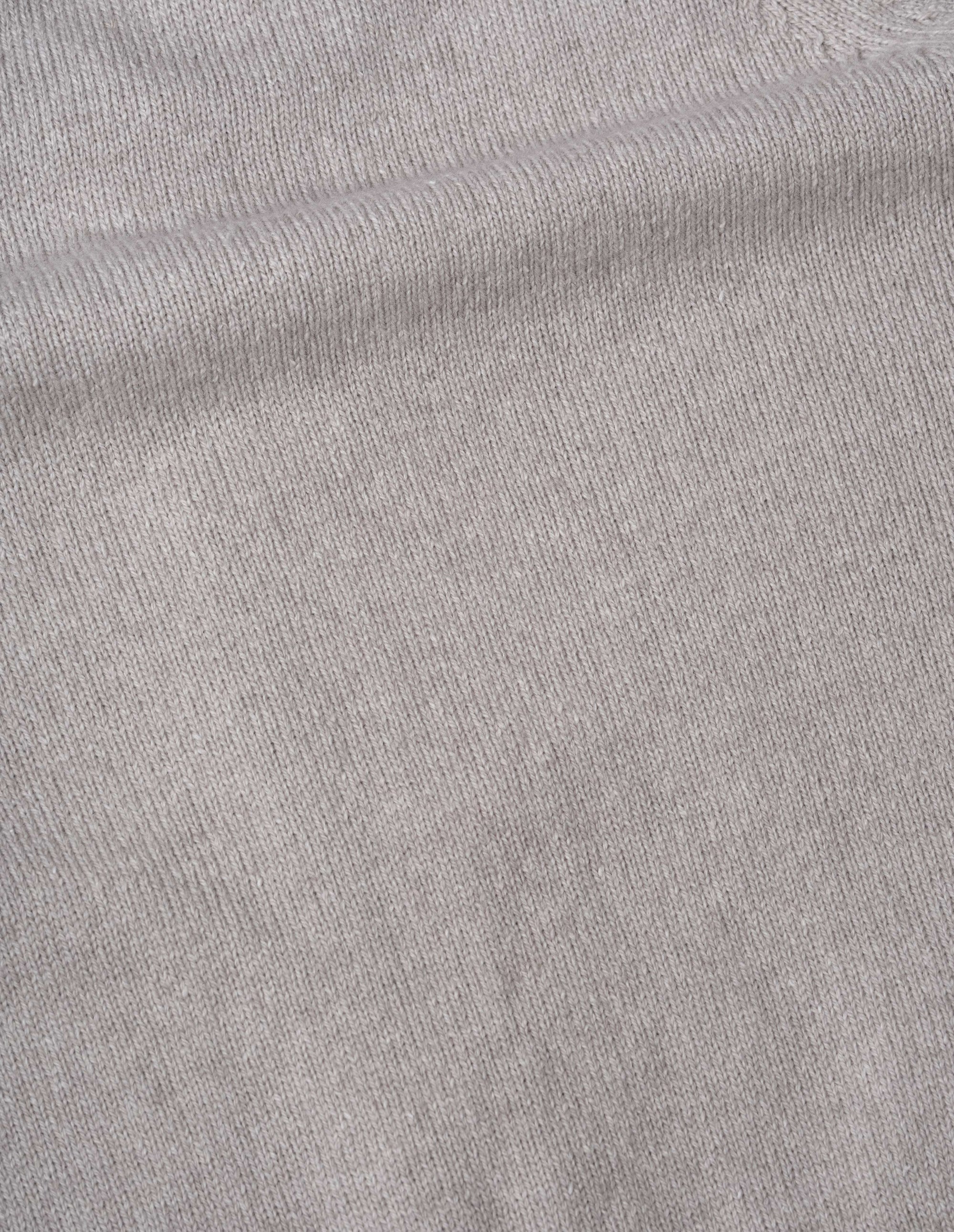 Cardigan court - Gray & Beige