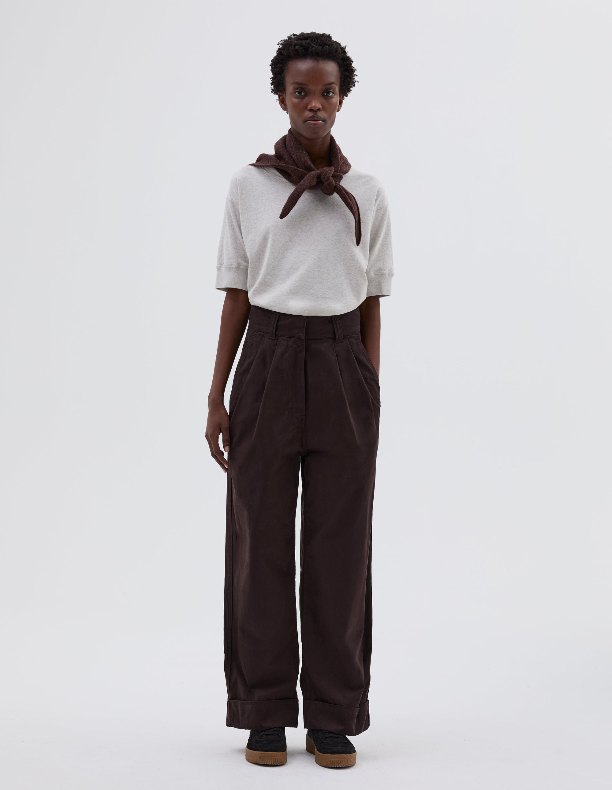 Pantalon plissé à revers - Brown
