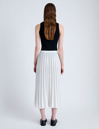 Jupe plissée Miles en crêpe - White & Black